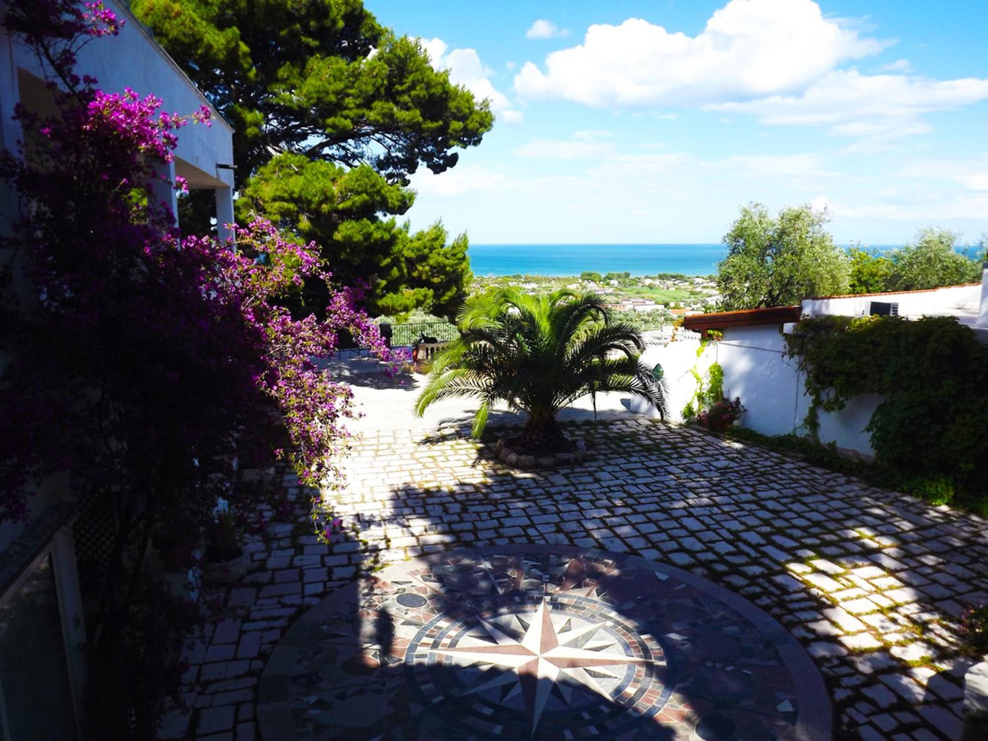 Residenza Collina Dei Pini Aparthotel Vieste Exterior photo